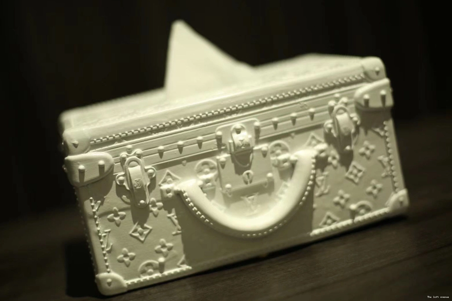 TISSUE LV CUSTOM BOX COVER 0803